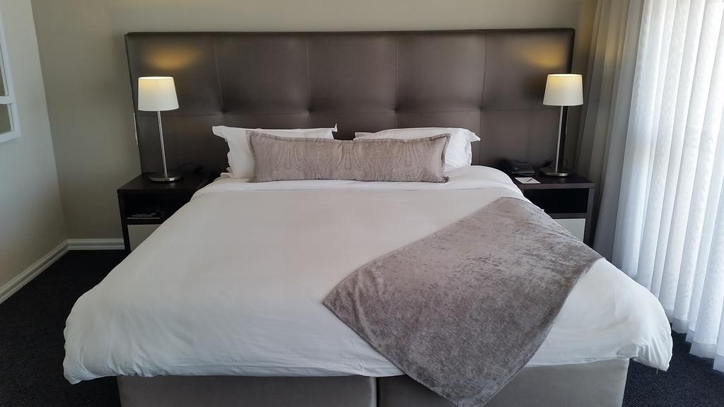 Lagoon Beach Hotel Apartments Cape Town Dış mekan fotoğraf