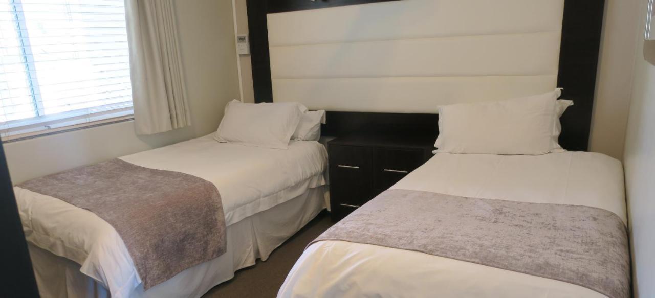 Lagoon Beach Hotel Apartments Cape Town Dış mekan fotoğraf